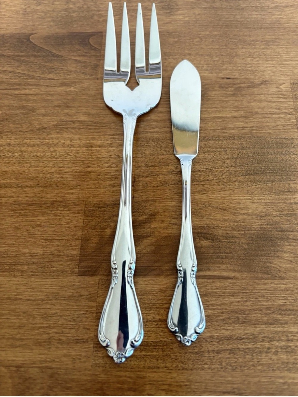 Vintage Oneida Chateau Stainless Serving Utensils Fork Butter Knife 2 Pc